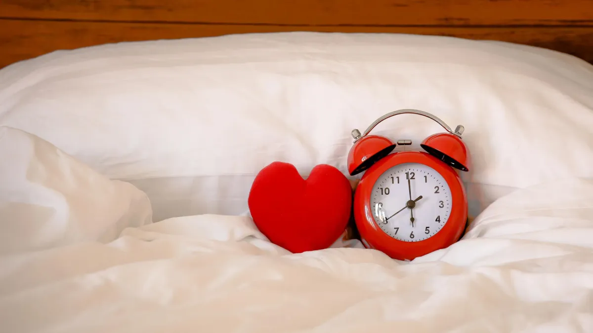 Closing the kitchen three hours early improves heart health during sleep