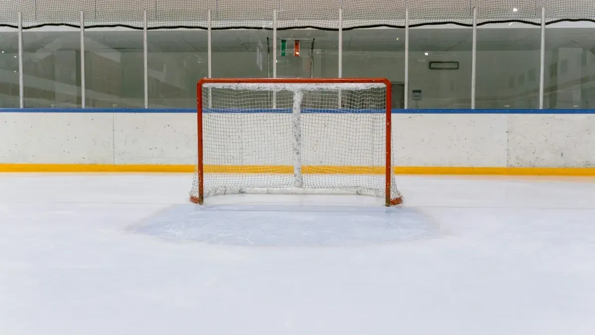 Girls Hockey Team Pulls Off Miracle Win After Crash Kills Dad Headed to Tournament