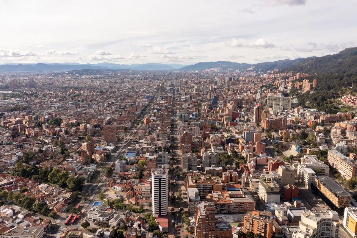 Bogotá plants clean air in its poorest neighborhoods first