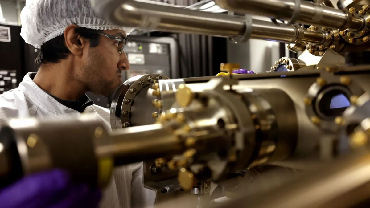 Scientists develop quantum-powered material to make hydrogen using just sun and water