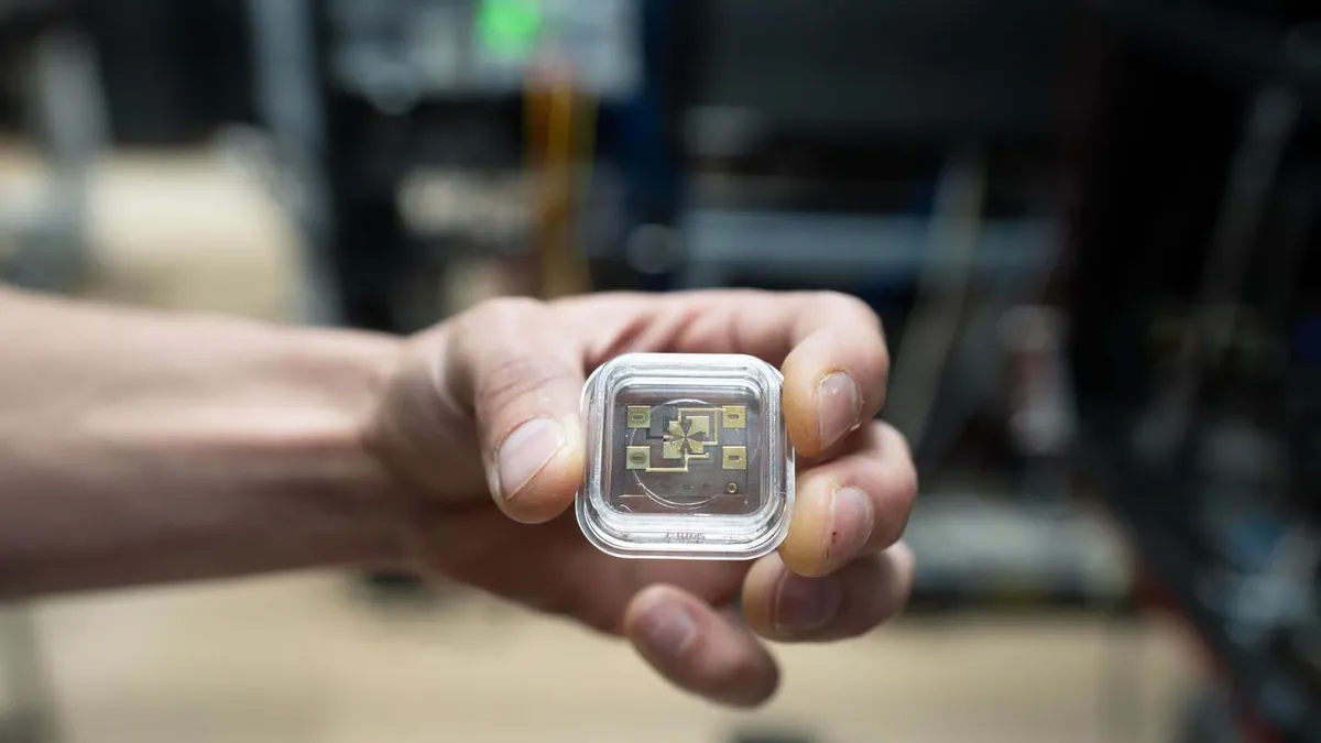 Article illustration