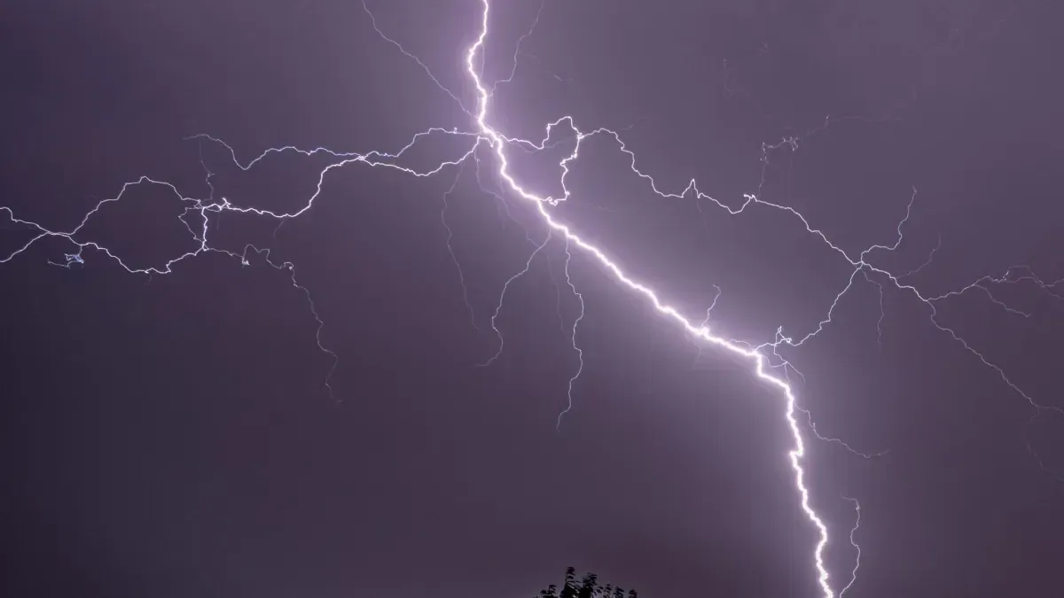 Meteorologist captures first photo of rare electrical effect in storms