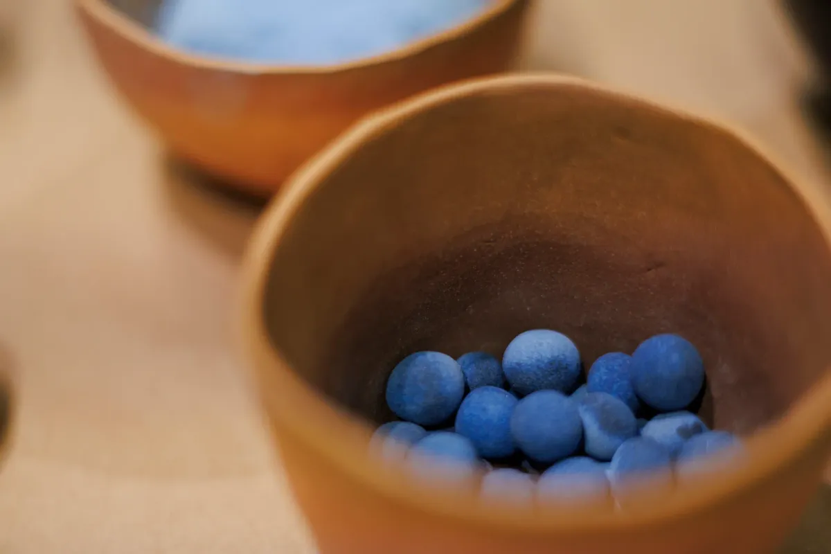 Ancient Egyptians Invented the World's First Synthetic Pigment. It Still Glows.