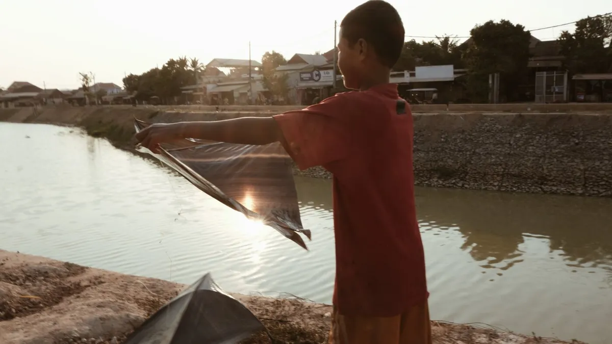 Laundry Reclaims the River: How a Cambodian Community Revived a Forgotten Tradition