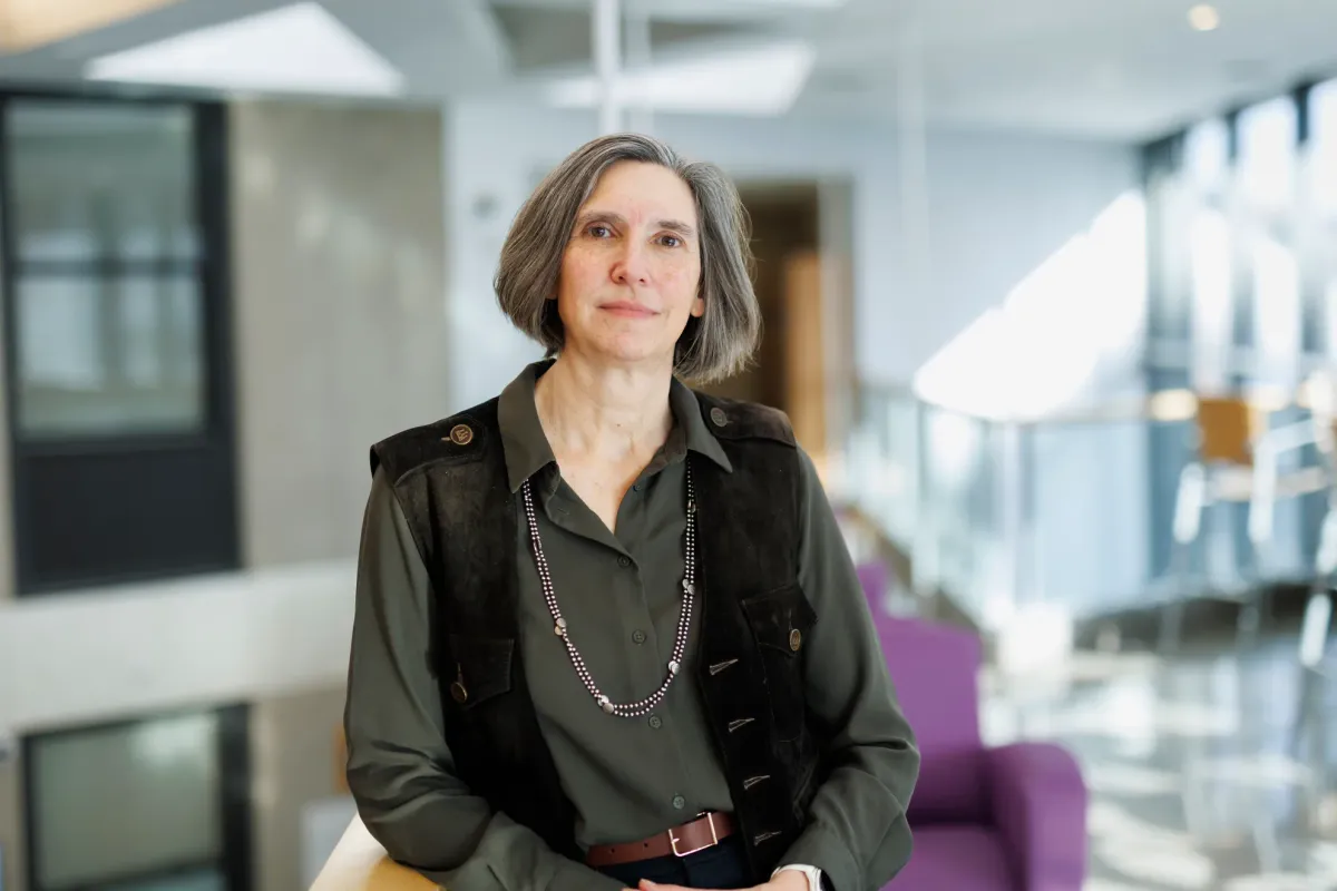 How smoking divides America