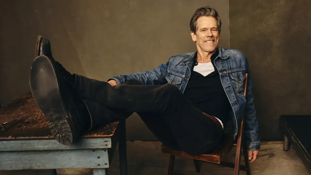 Kevin Bacon Gets Footloose with Kenny Loggins and Friends