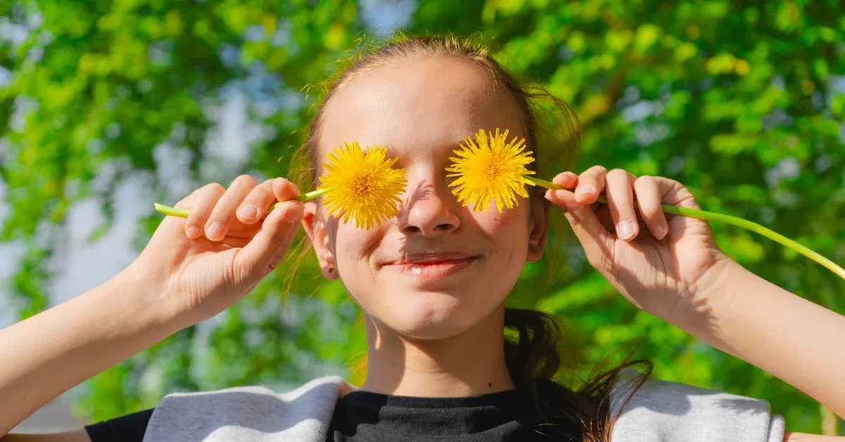 Kids Taught Not to Pick Dandelions. The Reason Is Sweet.