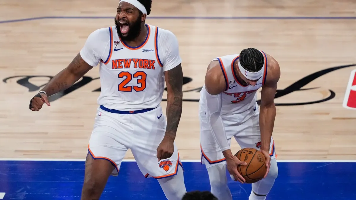 Knicks rally from 29 points down and beat Spurs for 3-1 NBA Finals lead