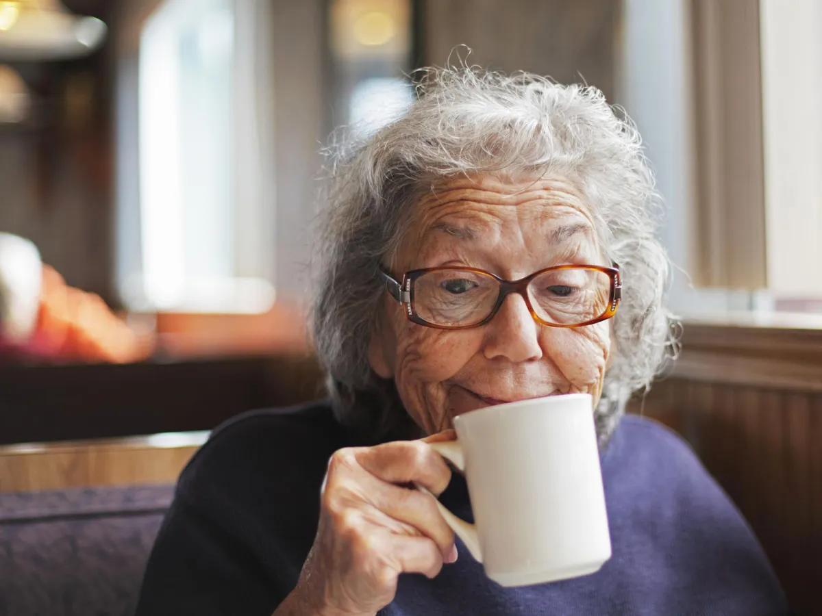 A 43-year study links daily coffee and tea to a lower dementia risk