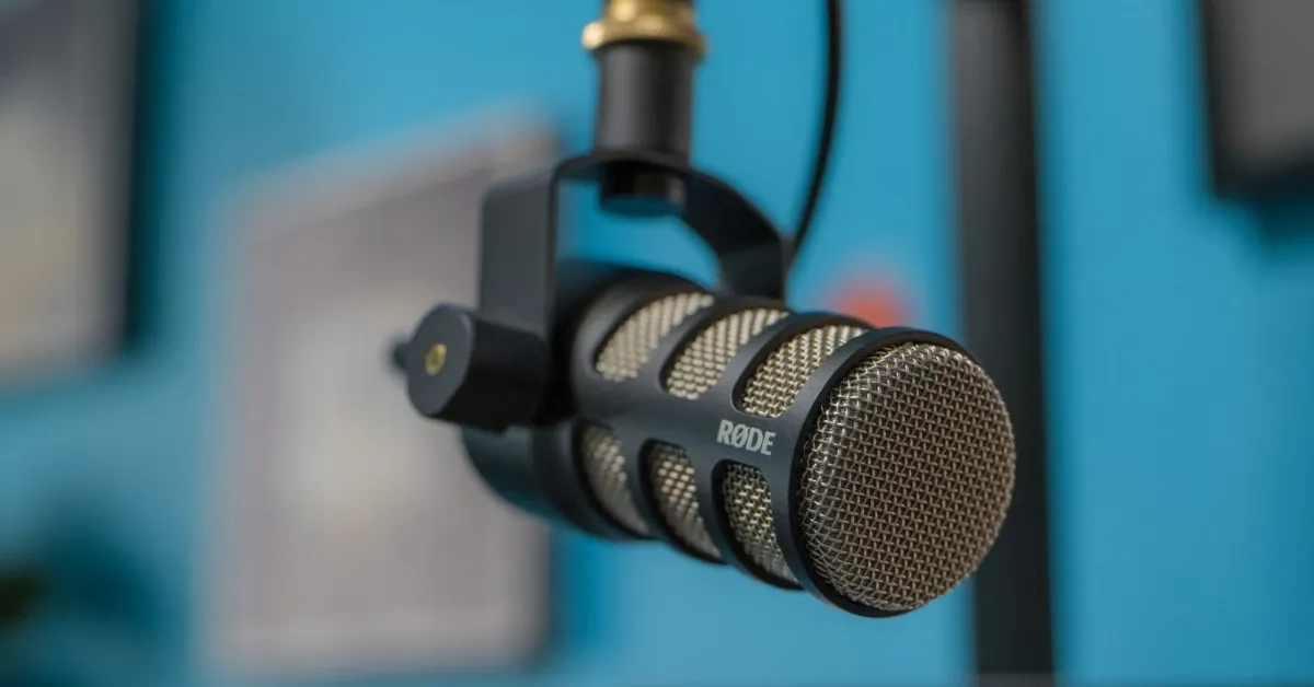 He Felt Isolated by Schizophrenia. So He Made a Podcast About the Voices.