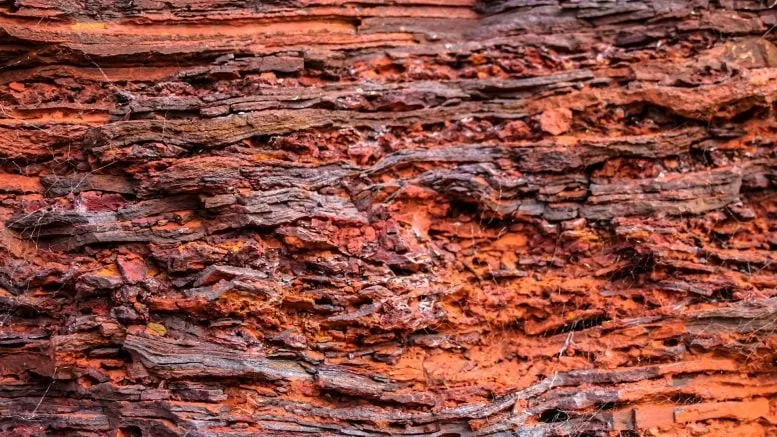 A Vast Clean Energy Source May Be Hiding Beneath Australia’s Red Soil