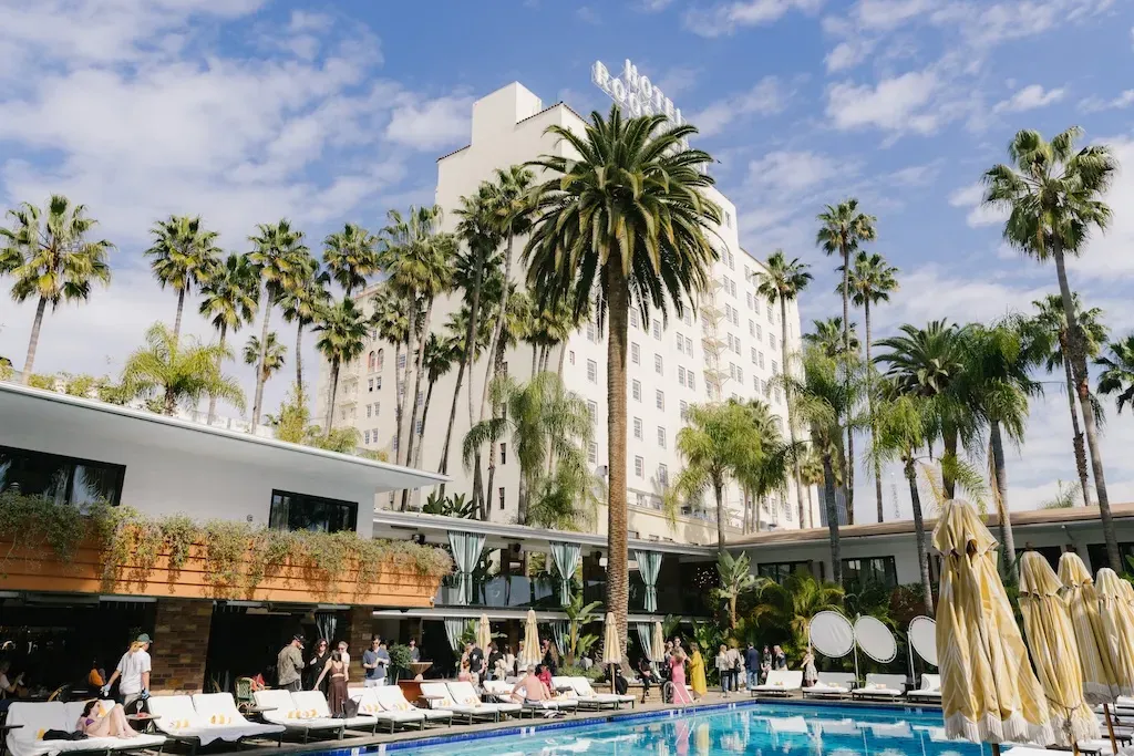 LA's Felix Art Fair Ditches Elevators, Embraces Poolside Art & Solo Shows