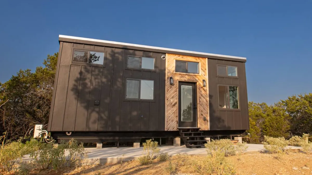 Flexible tiny house can meet different small living needs
