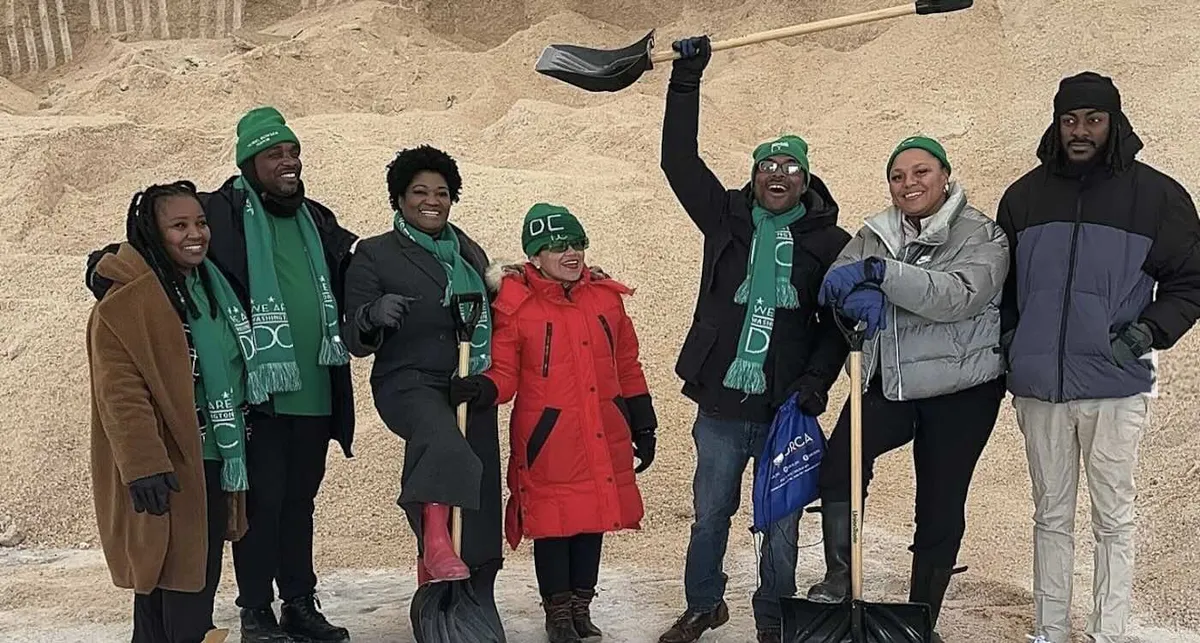 ‘DC Snow Heroes’ Shovel Neighbors Out of Trouble After Winter Storms