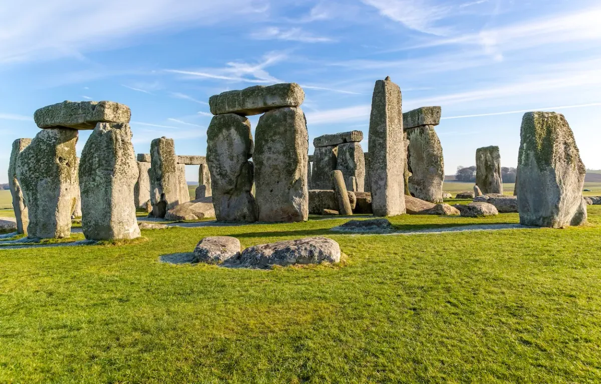 Humans, not Glaciers, Moved Rocks Used in Stonehenge’s Construction, According to New Evidence