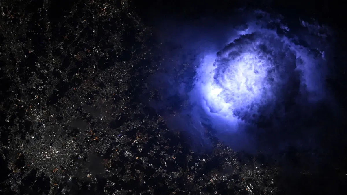 Astronaut's Breathtaking Snapshot Shatters Misconceptions About Earth's Electrical Storms