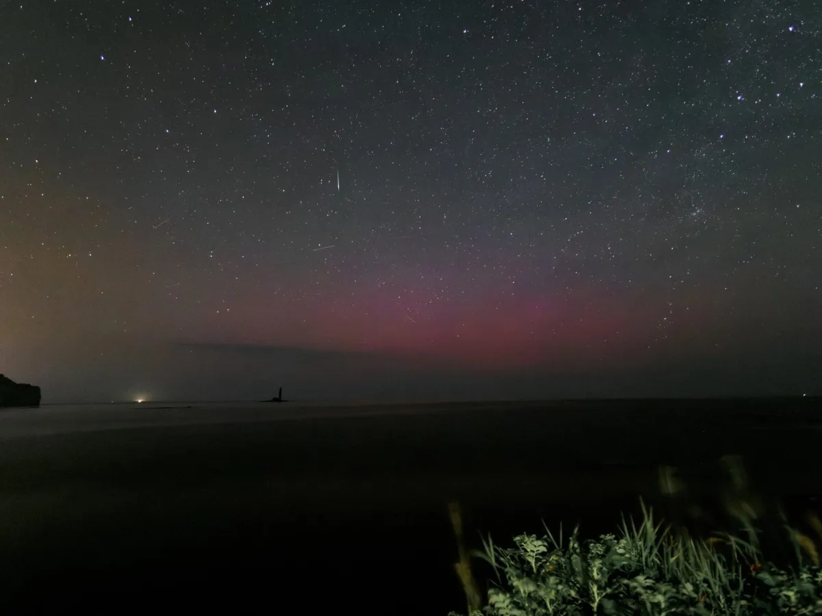 Japan's Sky Is Lighting Up With Red Auroras. They're Taller Than We Thought.