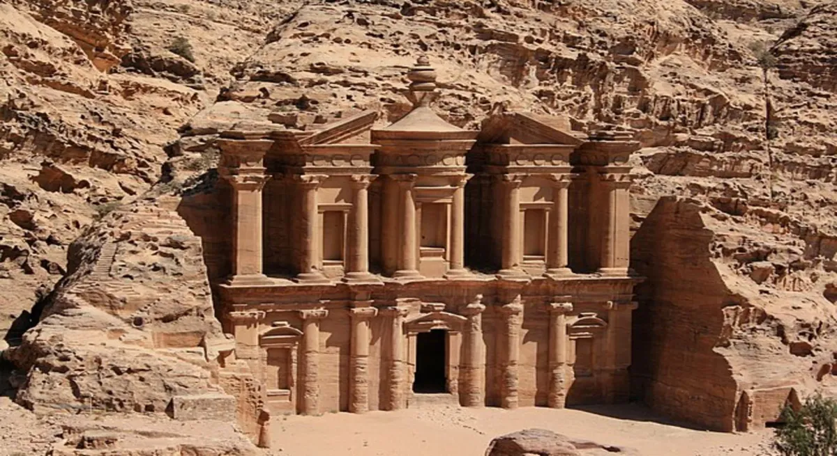 New study of Petra’s amazing water system uncovers 380-foot-long lead pipe