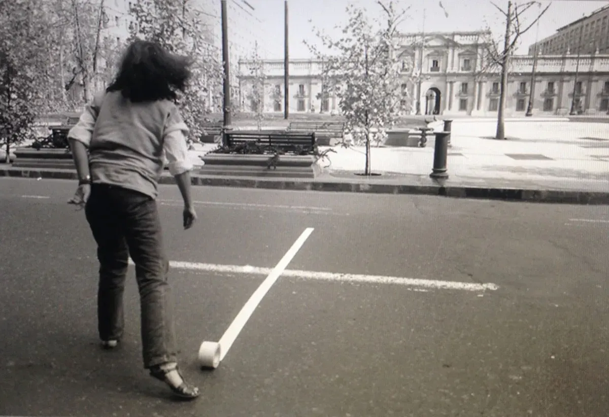 A Must-See Lotty Rosenfeld Retrospective Is a Playbook for Fighting Fascism