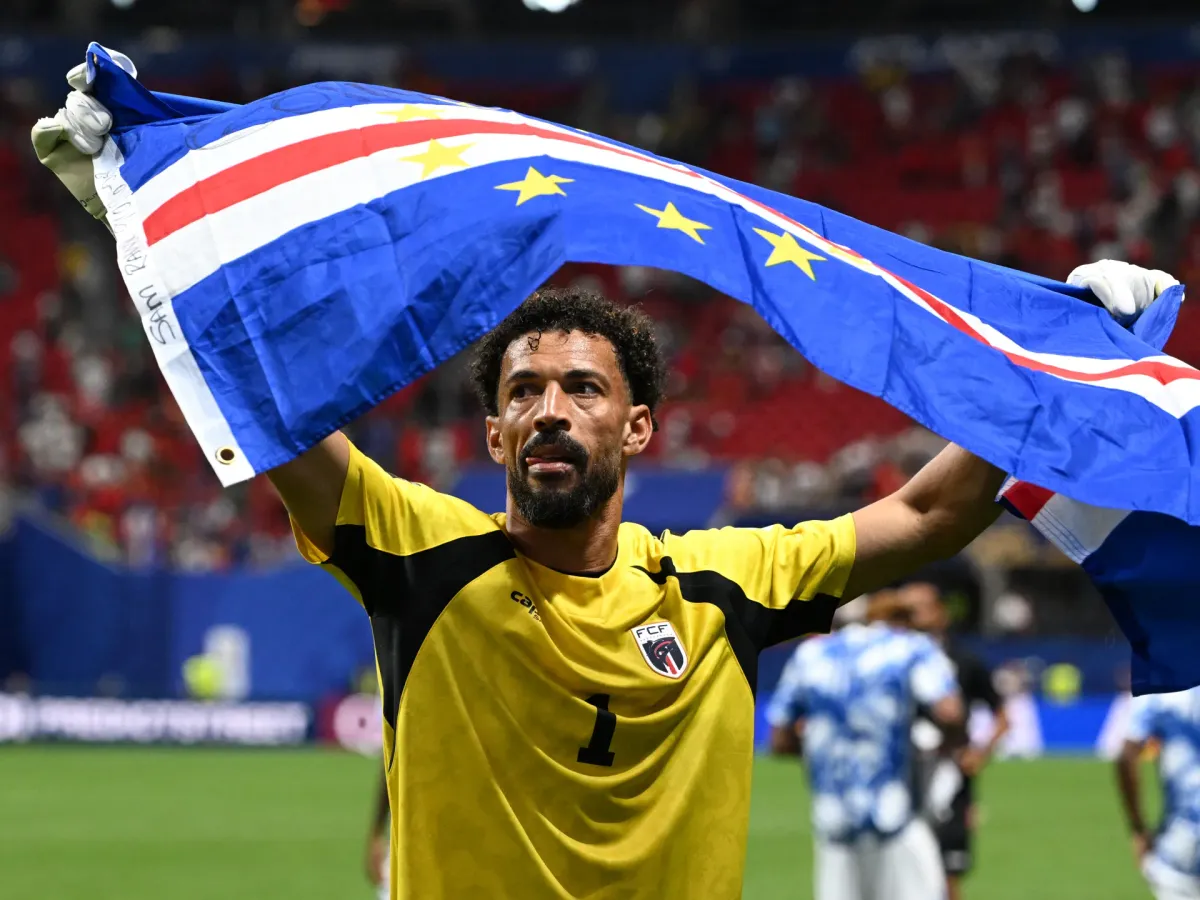 This 40-Year-Old Goalkeeper Just Became an Overnight Sensation