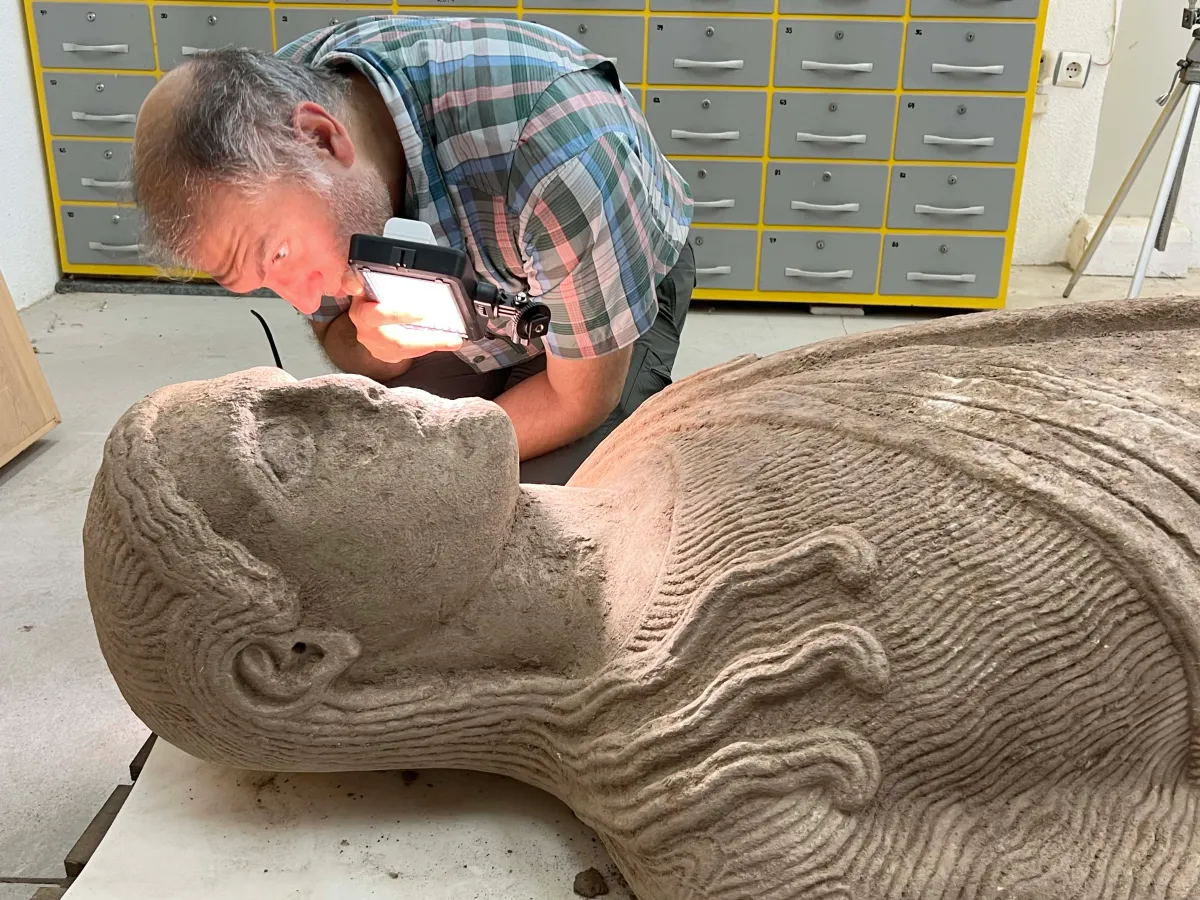 Archaeologists Find 2,500-Year-Old Statue, Then Realize Its Wild Fashion Sense