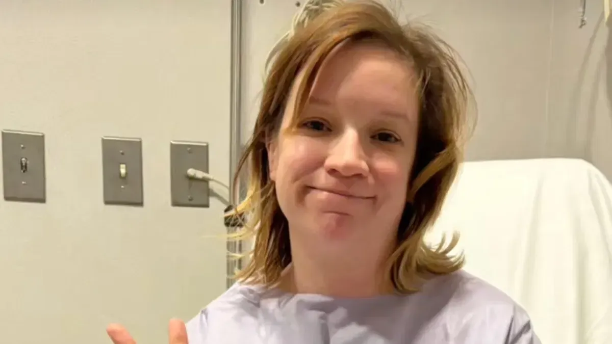 Man texts wife 115 times during surgery with one brilliant idea