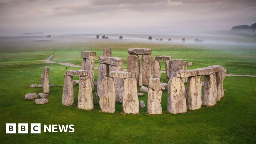 Simpler, older version of Stonehenge found three miles from famous site