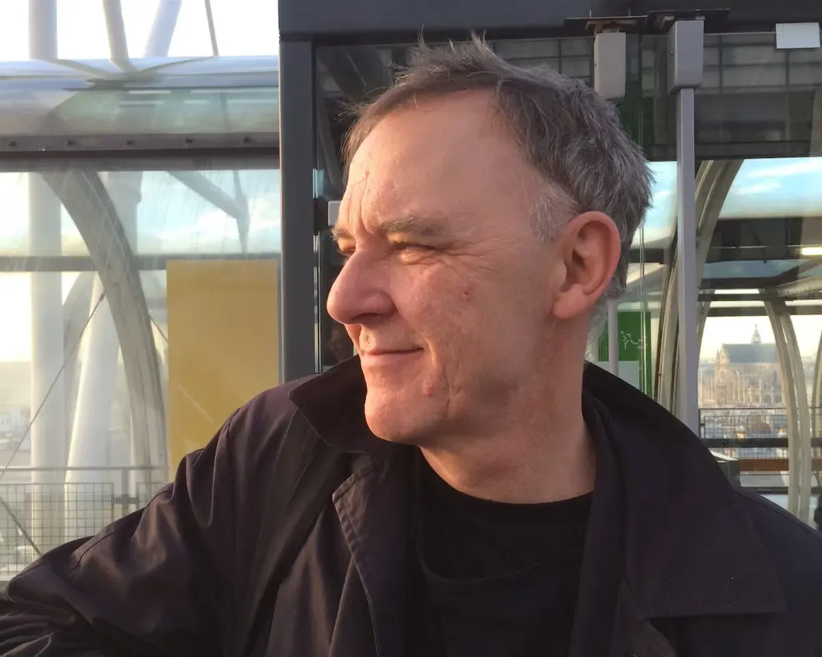 Guardian's Adrian Searle steps down after thirty years shaping British art criticism