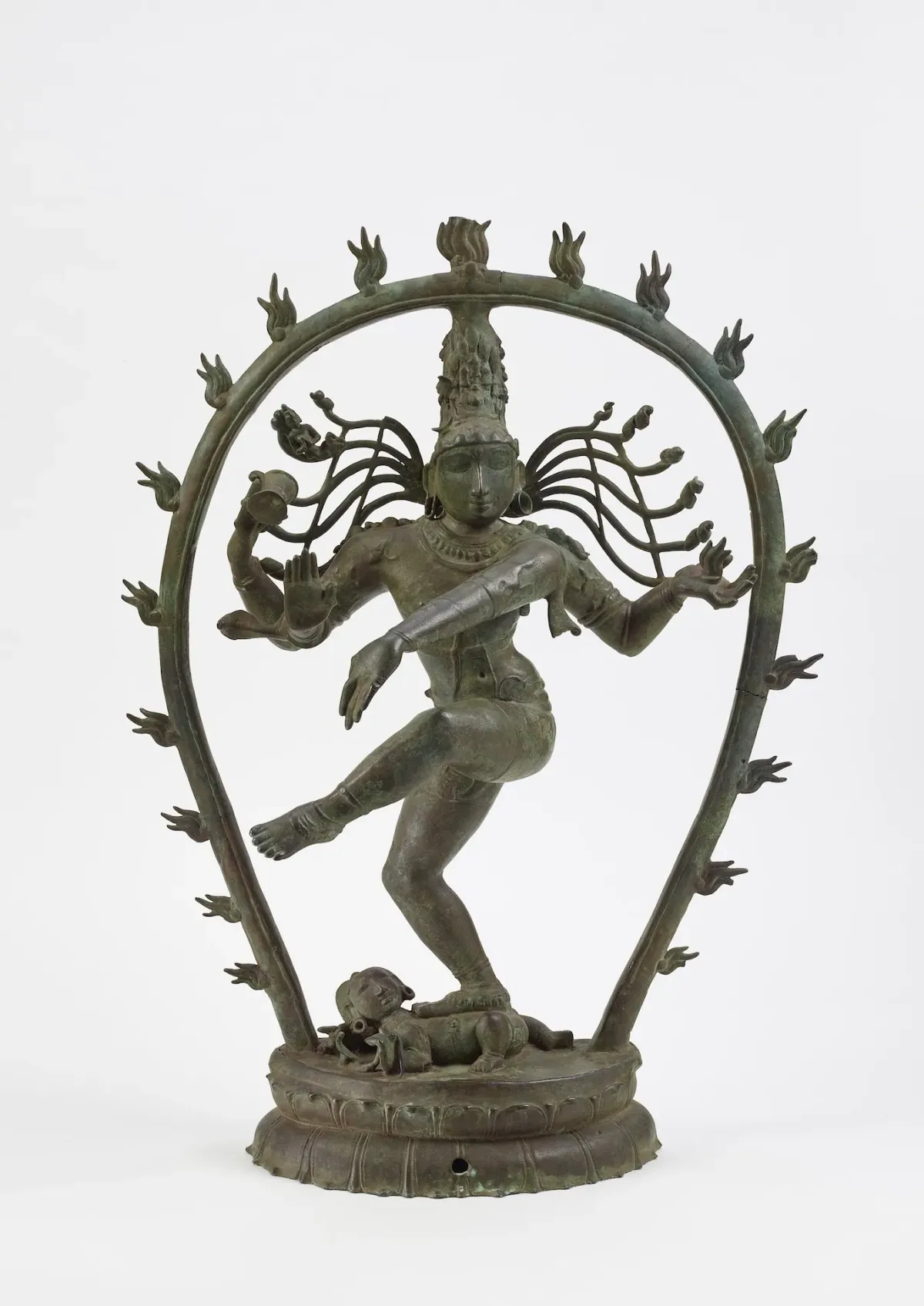 Smithsonian’s National Museum of Asian Art Returns Three Looted Sculptures to India