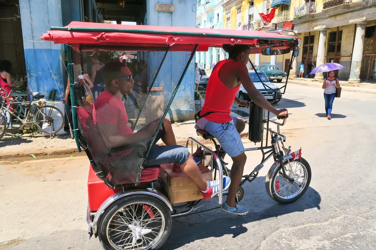 Cuba's Latest Ingenuity: Solar-Powered Tricycles Take Over Havana Streets