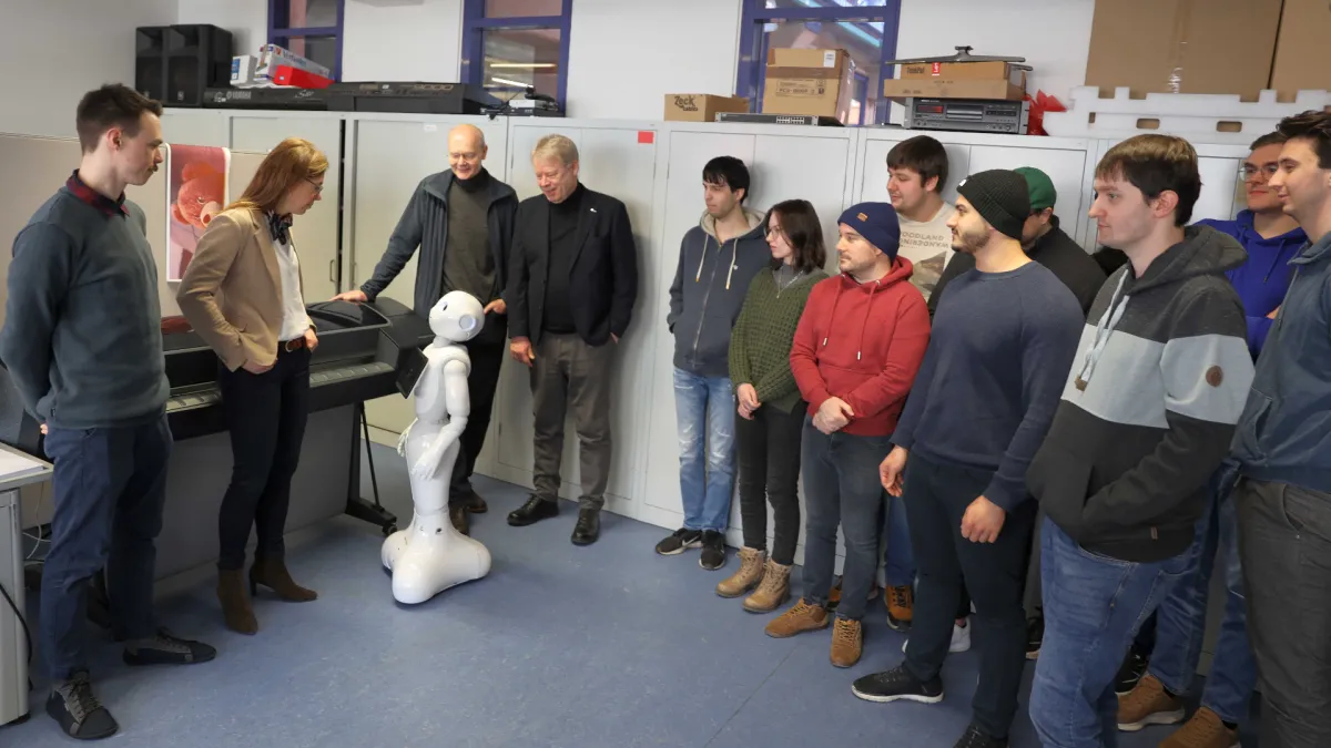 This 4-foot-tall robot can read your face and guide you around town