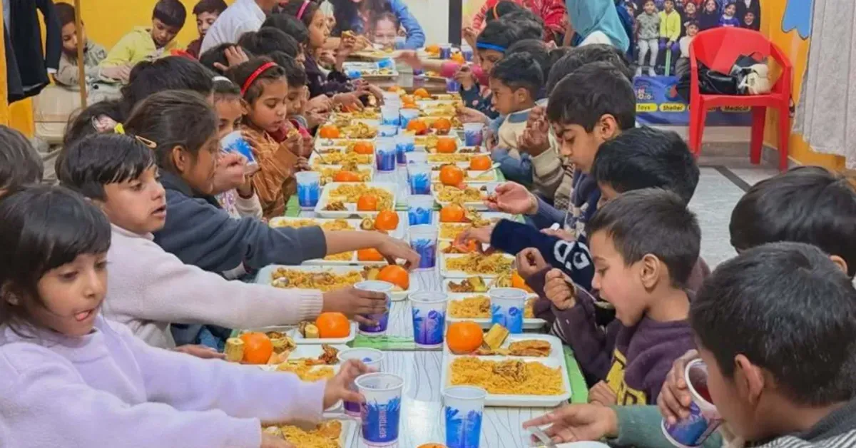 During Ramadan, families and small NGOs in Kolkata and Delhi are sharing home-cooked meals with those in need. Photograph: (Instagram @hope_for_children_orphanage)