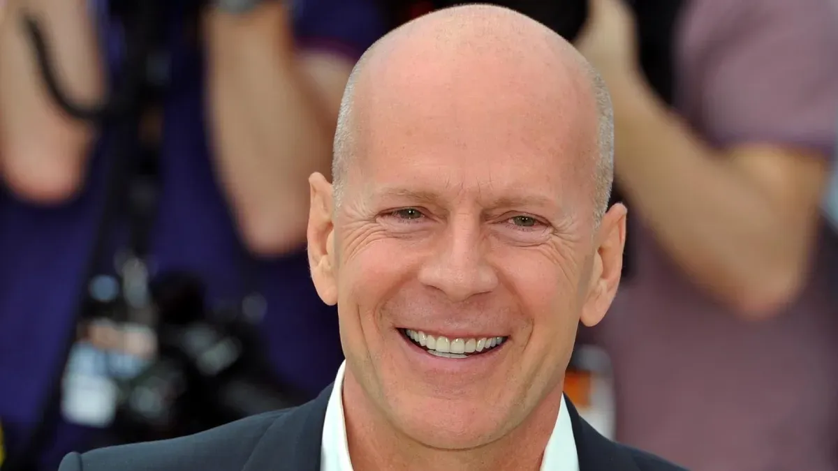 Bruce Willis Embraces Daughter Tallulah Moments Before She Walks Down the Aisle