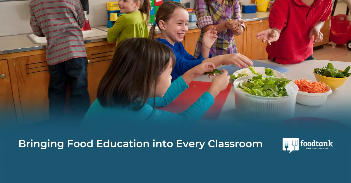 Forget Textbooks, These Schools Are Teaching Kids How to Eat