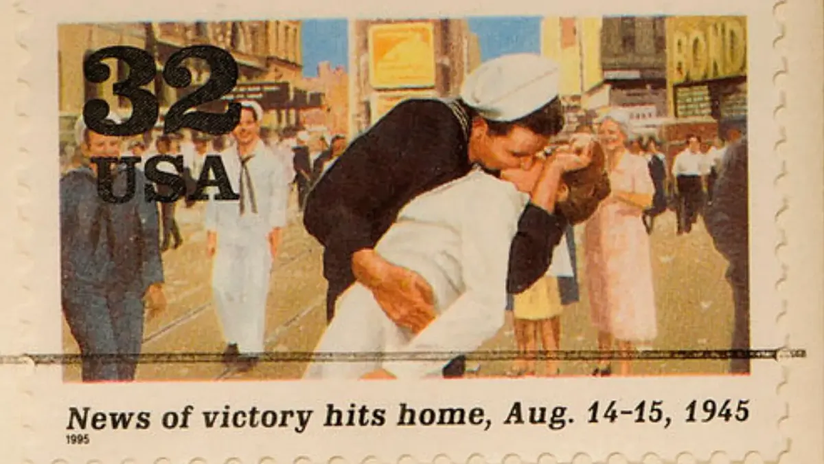 The Woman Behind the Famous V-J Day Kiss Photo Wasn't Who Many Thought