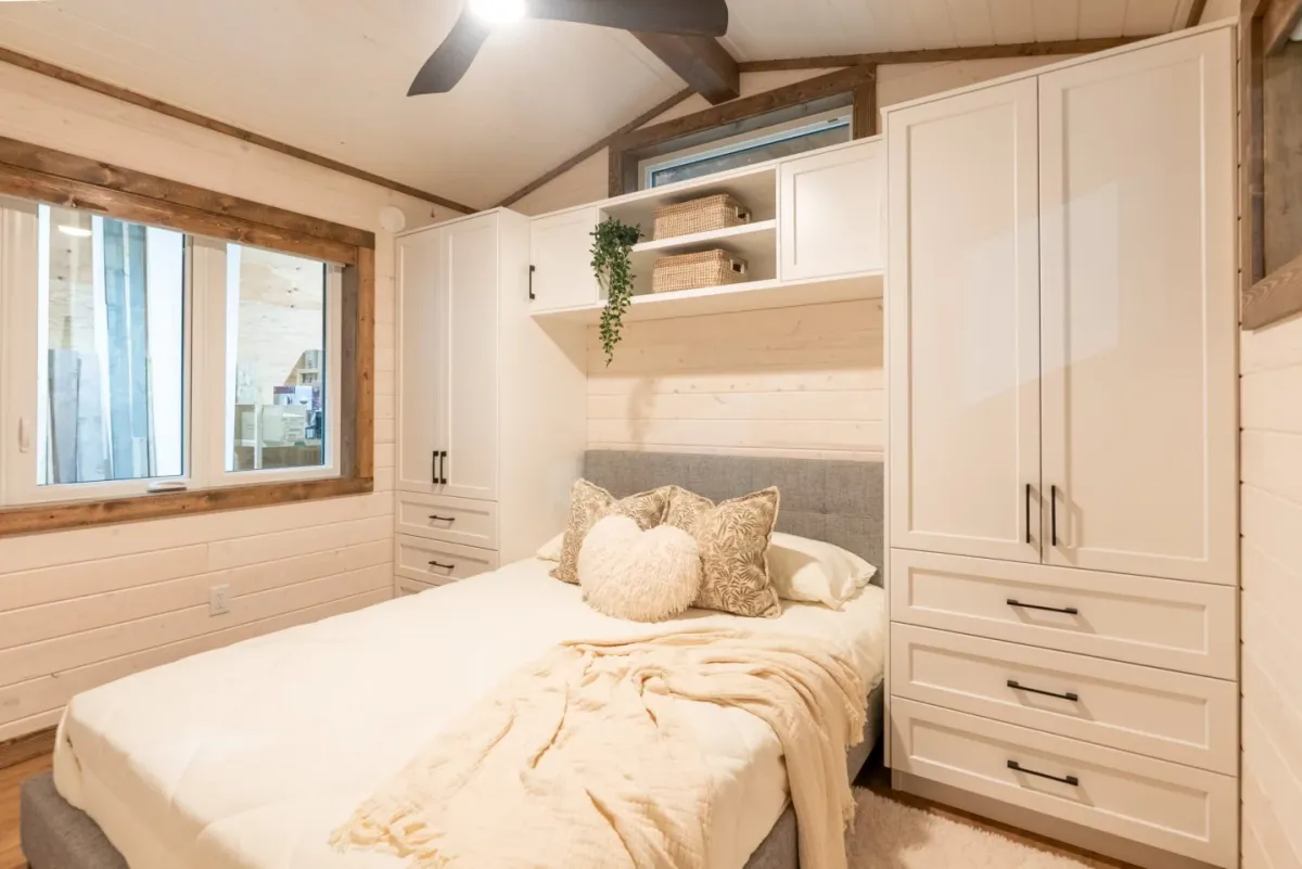 The Apex's bedroom offers generous headroom thanks to the home's single-floor layout
