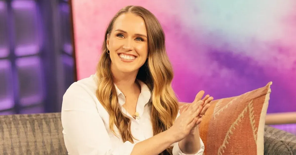 Amid divorce, Jen Hamilton donates 100% of merch proceeds to other women in need