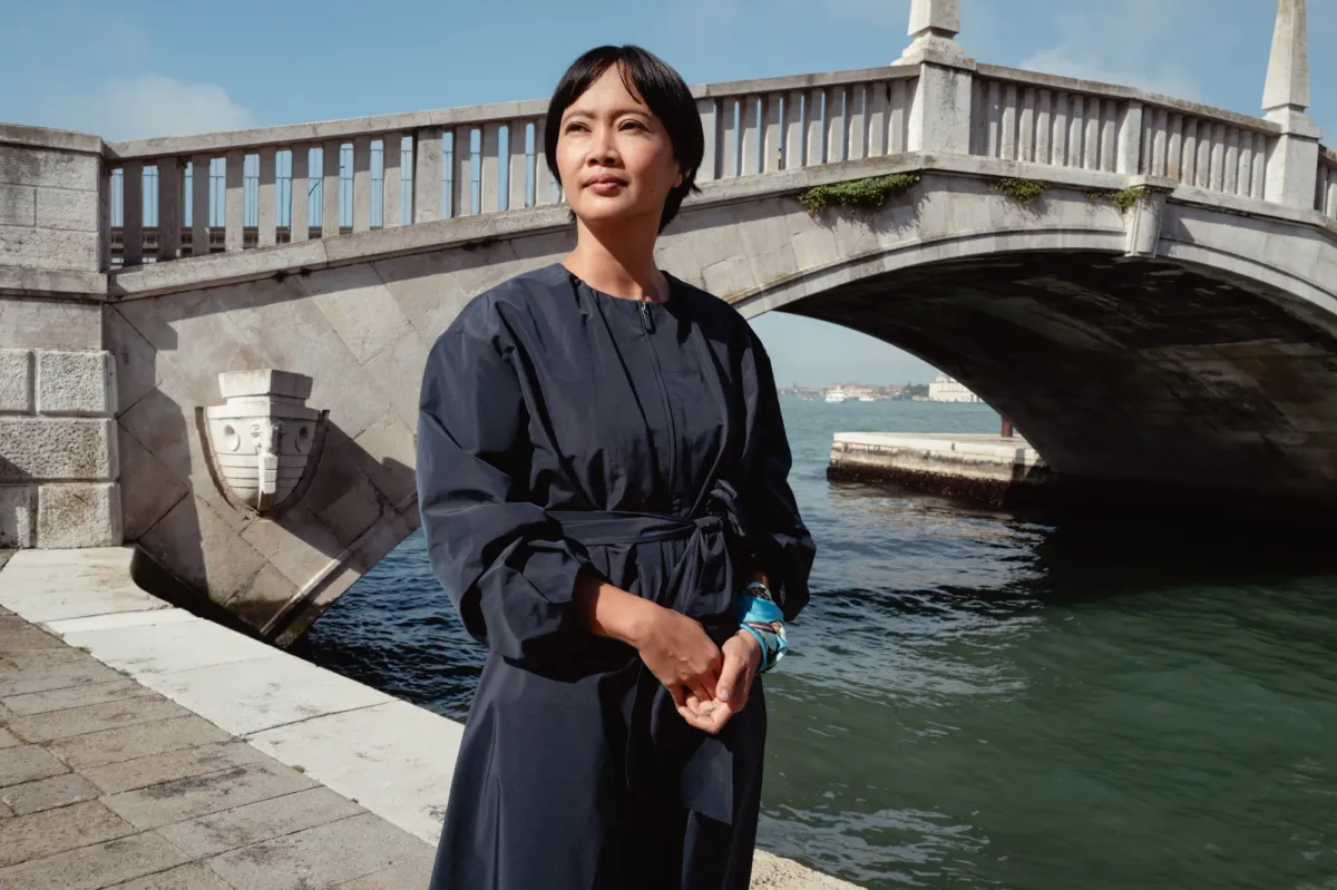 Artist Dian Suci Just Won a Major Award Exploring Craft and State Power