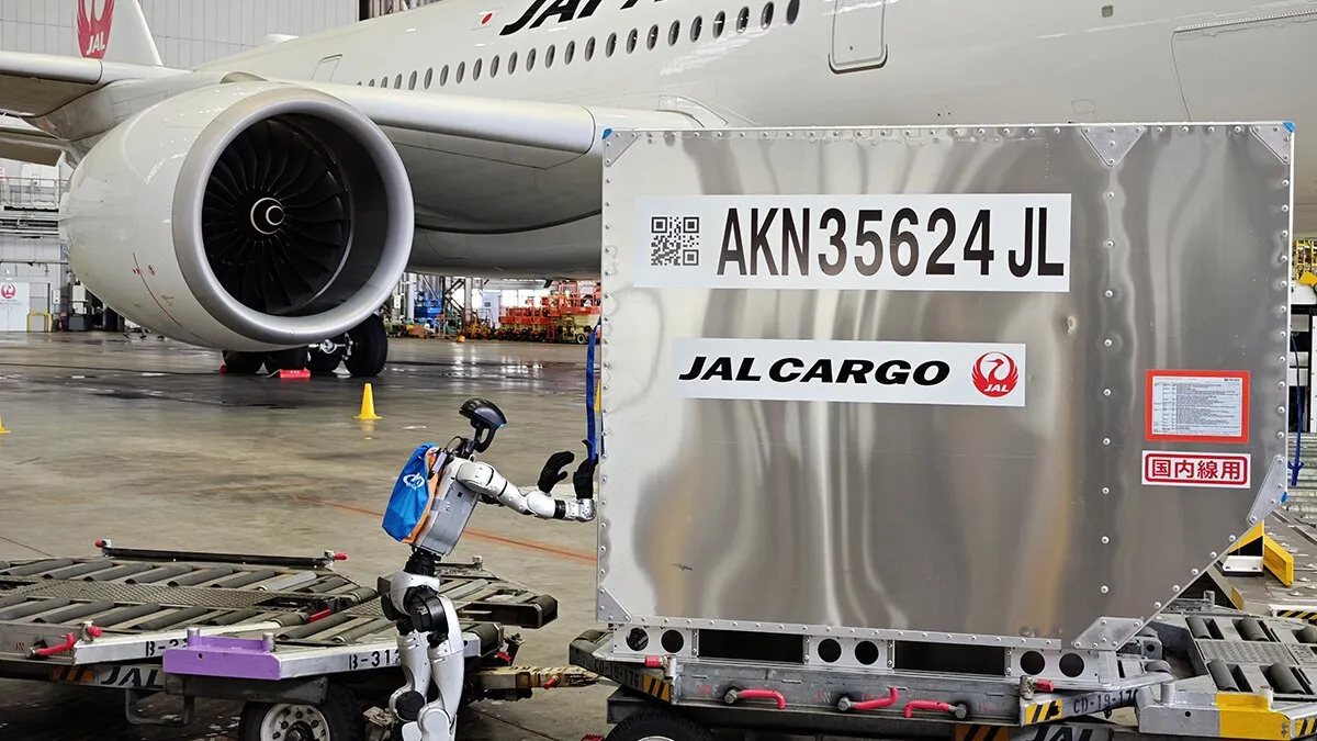 Tokyo Airport's New Staff Member? A 4-Foot Robot Ready to Haul Your Bags.