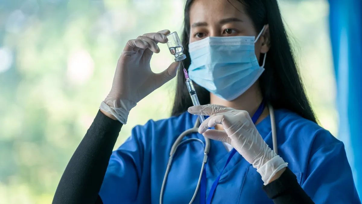 Key FDA committee unanimously recommends its first vaccine since 2023